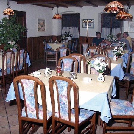 Hotel Drei Koenige Neckarbischofsheim ภายนอก รูปภาพ